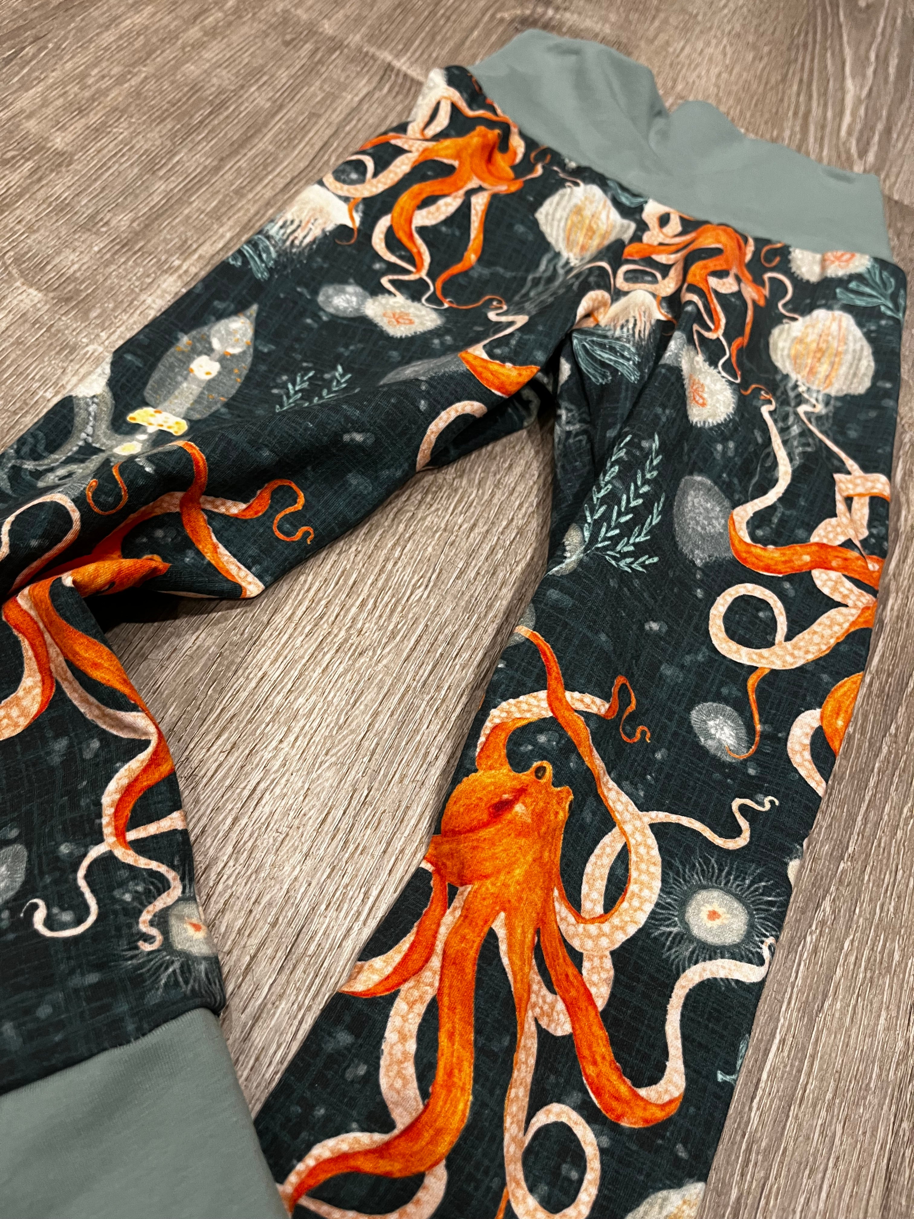 Octopus Sea Life GWM Pants